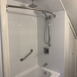 Bath Fitter