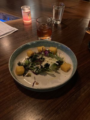 Tortuga y Chango by null