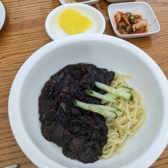 Bon Korean Restaurant - Jajangmyeon and banchan - Korean Near Me - Mississauga, Ontario Bon Korean Restaurant - Jajangmyeon and banchan - Korean Near Me - Mississauga, Ontario