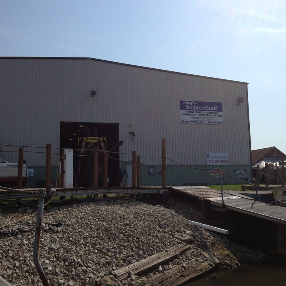 Skipper Bud's Marina - Marinas Near Me - Milwaukee, Wisconsin