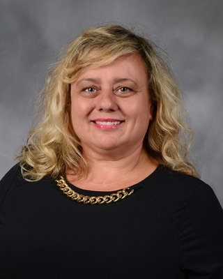 Renata Bondarowicz - COUNTRY Financial representative