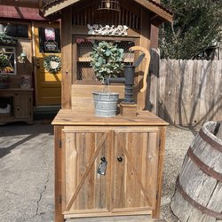 Coursegold Historic Village - Outdoor water fountain made by the owner from reclaimed wood.