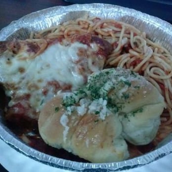 Manhattan Pizza Place - Chicken Parmigiana lunch special - Pizza Near Me - Hialeah, Florida Manhattan Pizza Place - Chicken Parmigiana lunch special - Pizza Near Me - Hialeah, Florida