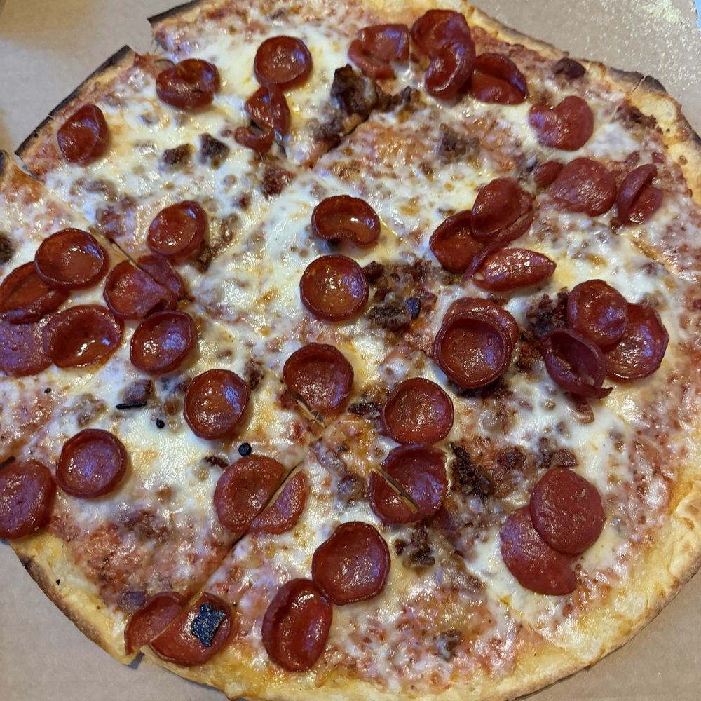 Eno's Pizza Tavern - Pizza Classic Pepperoni with bacon - Pizza Near Me - Coppell, Texas Eno's Pizza Tavern - Pizza Classic Pepperoni with bacon - Pizza Near Me - Coppell, Texas