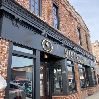 Bistro 221 - Outside - American Near Me - Saint George, South Carolina