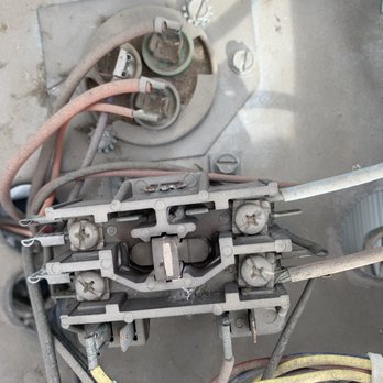 Edwards Mechanical Service - This is a well used contactor. We changed this out before the summer heat. - Heating & Air Conditioning/HVAC Near Me Edwards Mechanical Service - This is a well used contactor. We changed this out before the summer heat. - Heating & Air Conditioning/HVAC Near Me