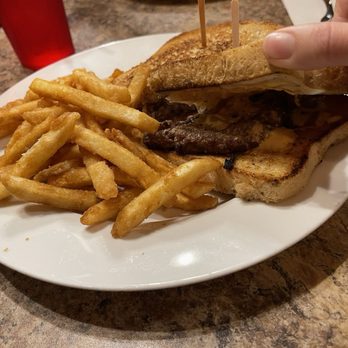 Brickhouse Brews - Patty melt - Bars Near Me - Jackson, California