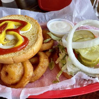 Beth's Burger Bar - Single Burger - Burgers Near Me - Orlando, Florida
