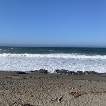 Cambria Beach Lodge - Moonstone beach - Hotels Near Me - Cambria, California