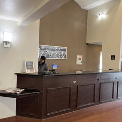 Sleep Inn & Suites Guthrie - Edmond North - Helpful desk attendant