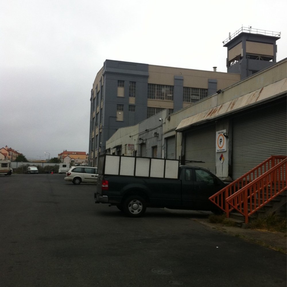 Public Glass - Art Schools Near Me - San Francisco, California