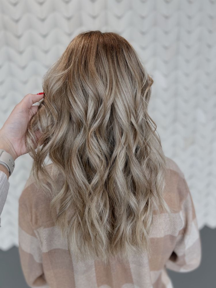 Wildflower Hair Logo