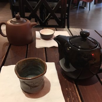 Maison de Thé Cha Noir - Coffee & Tea Near Me - Verdun, Quebec