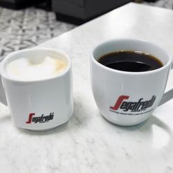 Southfork Cafe - Great cappuccino and black coffee!