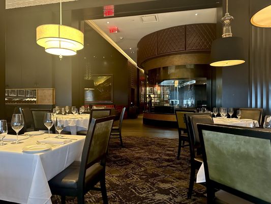 Hy's Steakhouse & Cocktail Bar by null