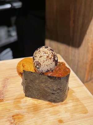 Tanoshi Sushi Sake Bar by null