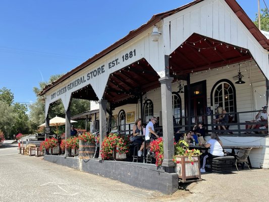 Dry Creek General Store by null