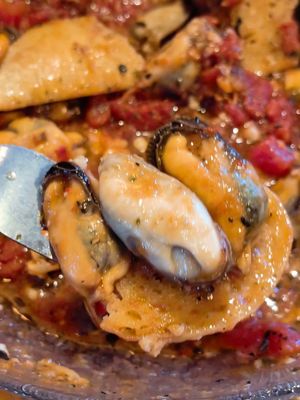 Delaney's Hole In the Wall by null