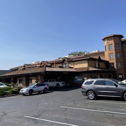 Grand Gateway Hotel - Exterior