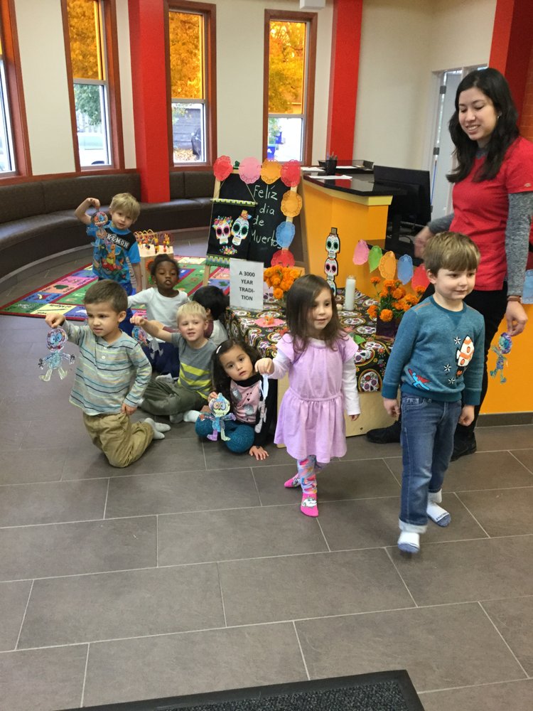 Jardin Spanish Immersion Academy- Summit Hill - childcare center in Saint Paul, MN