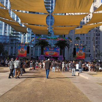 Pershing Square - DJs on stage - Parks Near Me - Los Angeles, California Pershing Square - DJs on stage - Parks Near Me - Los Angeles, California