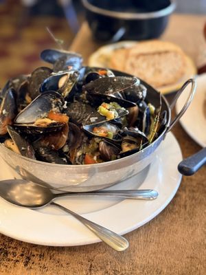 Figaro Bistrot by null