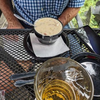 Kruse's Paint Creek Tavern - Clam chowder - Seafood Near Me - Rochester, Michigan Kruse's Paint Creek Tavern - Clam chowder - Seafood Near Me - Rochester, Michigan