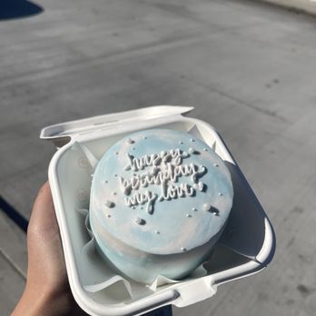 Kymoto Co - Lunchbox Cake - Custom Cakes Near Me Kymoto Co - Lunchbox Cake - Custom Cakes Near Me
