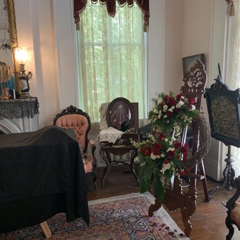 McRaven Tour Home - Tours Near Me - Vicksburg, Mississippi McRaven Tour Home - Tours Near Me - Vicksburg, Mississippi