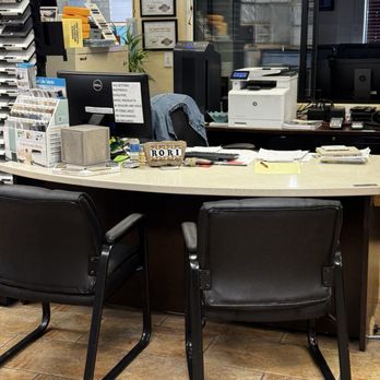 Westside Tile and Stone - Desk of disgruntled employee - Building Supplies Near Me - Canoga Park, California