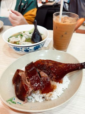 Yat Lok Restaurant (Central) by null