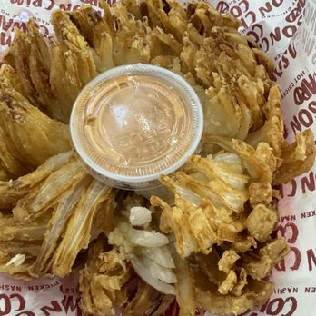 Crimson Coward - Crimson Onion yum - Chicken Shop Near Me - Pomona, California Crimson Coward - Crimson Onion yum - Chicken Shop Near Me - Pomona, California