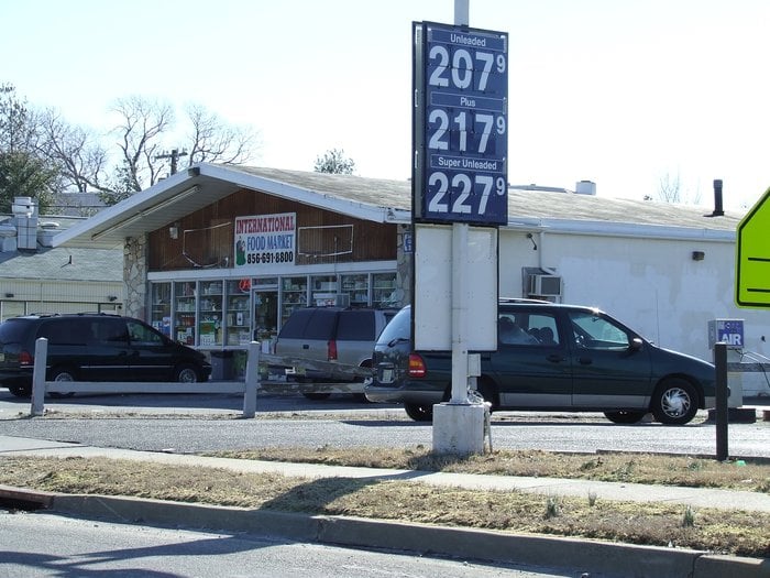 INTERNATIONAL FOOD MARKET Updated September 2024 3 W Chestnut Ave