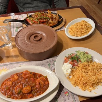O’Manny’s Mexican Restaurant - Camarones Enchilados - Mexican Near Me - Chicago, Illinois O’Manny’s Mexican Restaurant - Camarones Enchilados - Mexican Near Me - Chicago, Illinois
