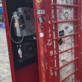 Royal Mile - Landmarks & Historical Buildings Near Me - Edinburgh, EDH