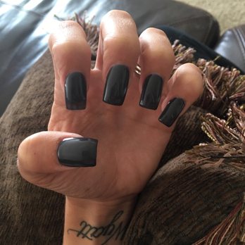 Royal Nails - Done by Howie - Nail Salons Near Me - Hesperia, California