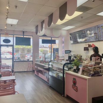 Chocolate Bash - Interior / Counter - Desserts Near Me - Covina, California Chocolate Bash - Interior / Counter - Desserts Near Me - Covina, California