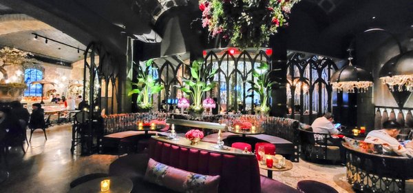 Vanderpump à Paris by null