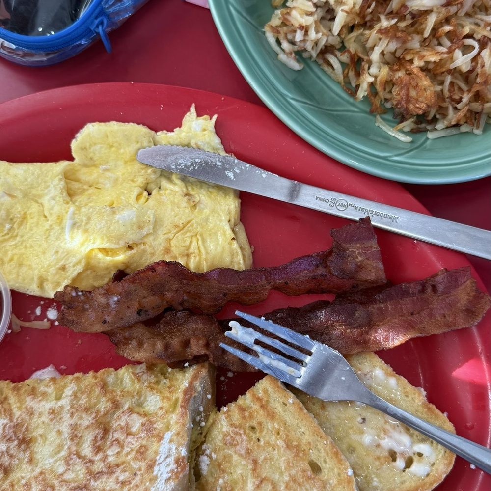 French Toast Breakfast with hashbrowns French Toast Breakfast with hashbrowns