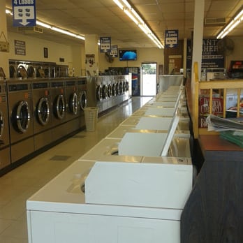 Arlen's Launderland - Inside. - Laundromat Near Me - Clovis, California