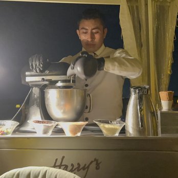 Harry's - Ice cream made at the table. - Steakhouses Near Me - Cancún, ROO