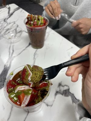 The Golden Nuts by null