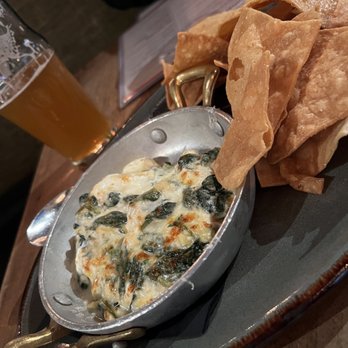 Eureka! - Spinach Artichoke Dip - American Near Me - Bakersfield, California