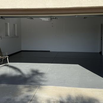 AAA Painting Company - New epoxy of garage floor number one - Painters Near Me - Riverside, California AAA Painting Company - New epoxy of garage floor number one - Painters Near Me - Riverside, California