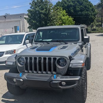 Coastal Car Transport - Vehicle Shipping Near Me - Burbank, California Coastal Car Transport - Vehicle Shipping Near Me - Burbank, California
