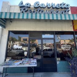 La Carreta - The front