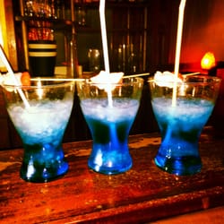 Le Windsor - Le cocktail star du Windsor, l'Ophichus ! 50 cl d'alcool pour 14 €