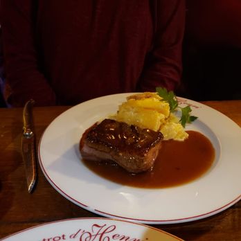 Le Bistrot d'Henri - Duck - French Near Me - Paris, 75 Le Bistrot d'Henri - Duck - French Near Me - Paris, 75
