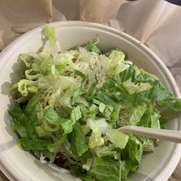 Barbacoa bowl with lettuce, queso, pico, hot salsa, drizzle of sour cream, dollop of guac (disappointing) Barbacoa bowl with lettuce, queso, pico, hot salsa, drizzle of sour cream, dollop of guac (disappointing)