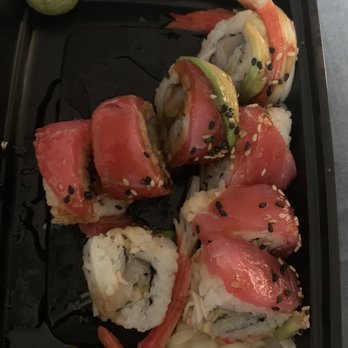 Rock N Roll Sushi - Jam Sesh with added avocado (do you see how much avocado you get for $1?? ... I don't either ) - Sushi Bars Near Me - Pensacola, Florida Rock N Roll Sushi - Jam Sesh with added avocado (do you see how much avocado you get for $1?? ... I don't either ) - Sushi Bars Near Me - Pensacola, Florida